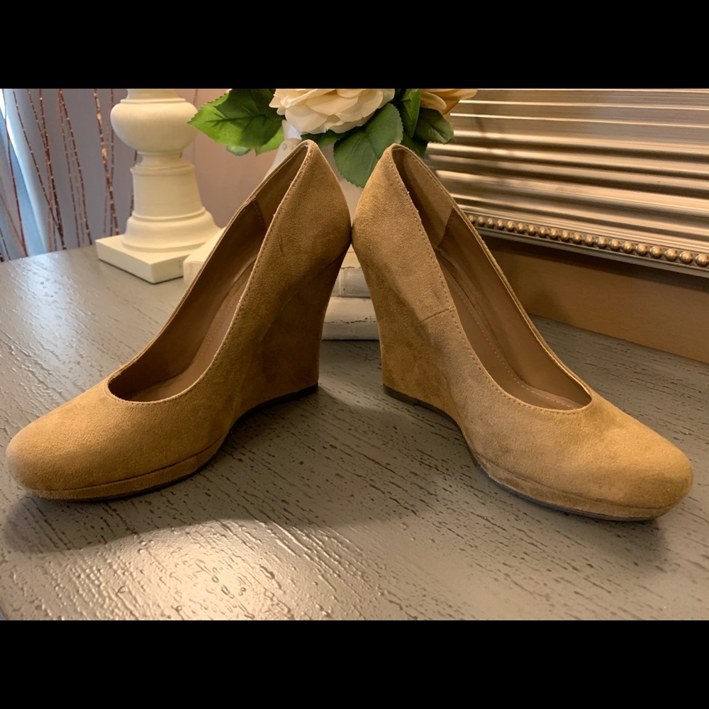 Wedges - Picture 2 of 3